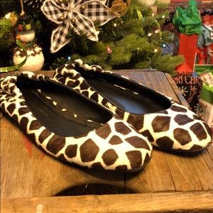 Donald J Pliner ballet flats